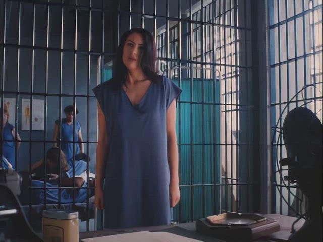 Стефани Энн Смит - Под замком (1995)